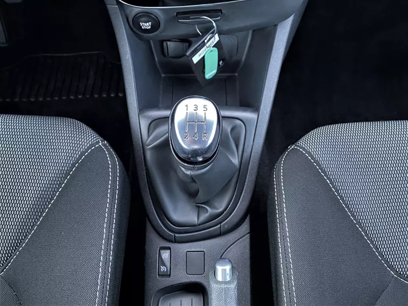 Renault Clio Business Energy TCe 75cv 18 75 CV Manual